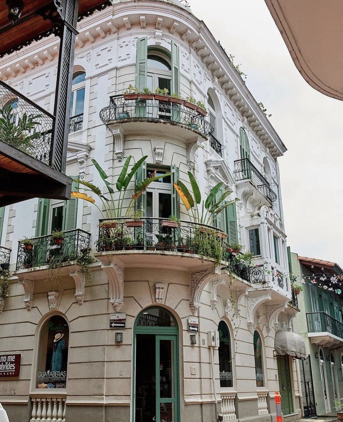 Casco Viejo Walking Tour Panama Casco Viejo Casco Viejo Walking Tour - Image 3