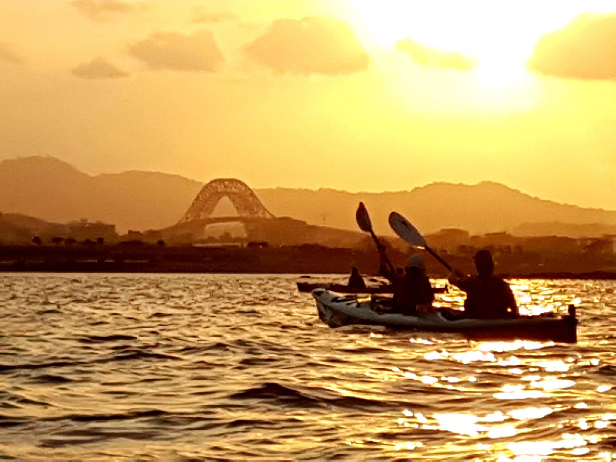 Panama City Kayaking (Sunrise /Sunset) Panama Casco Viejo Panama City Kayaking (Sunrise /Sunset) - Image 2
